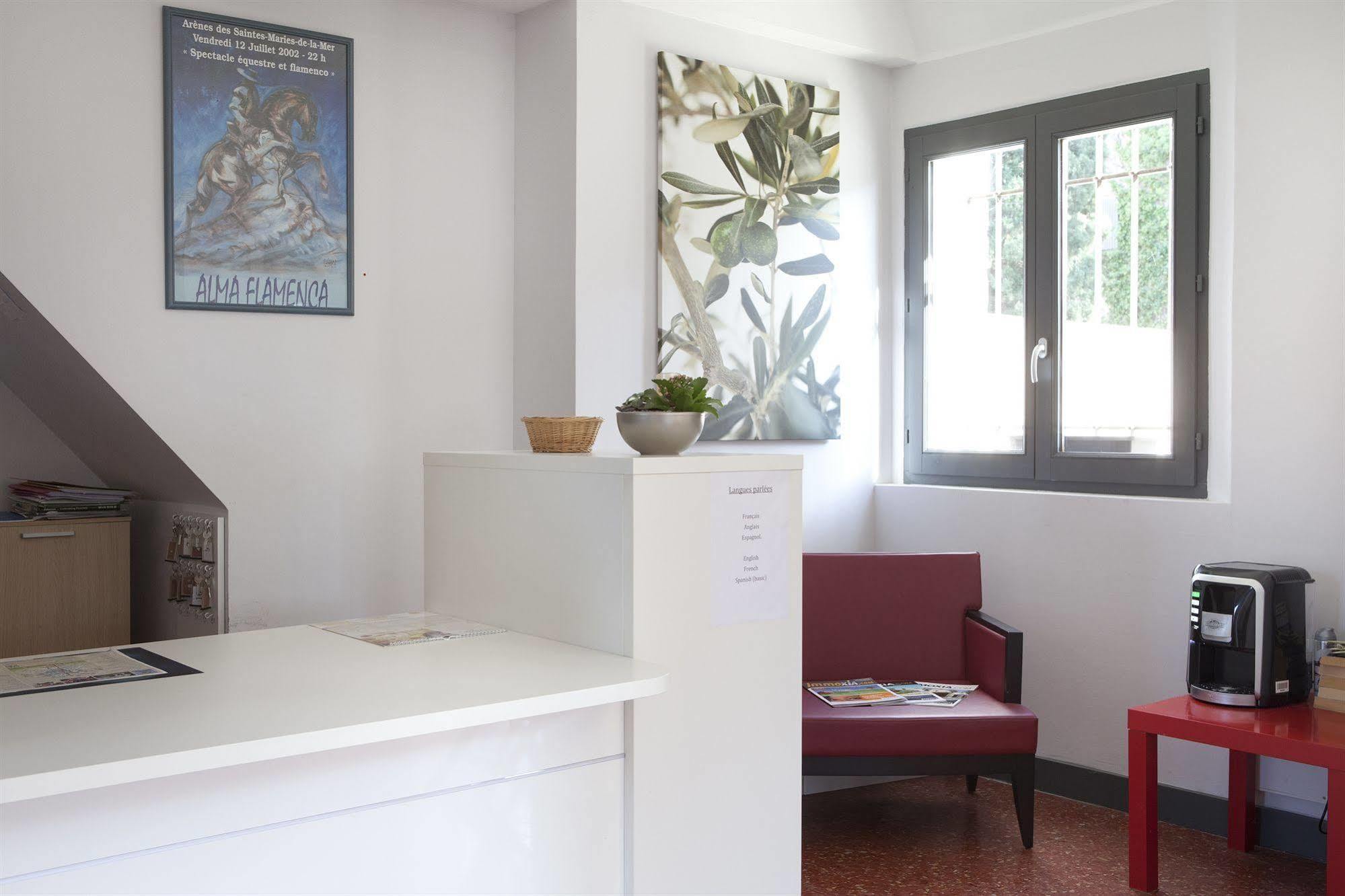 Mas De Valrugues Holifrance Apart otel Saint-Rémy-de-Provence Dış mekan fotoğraf